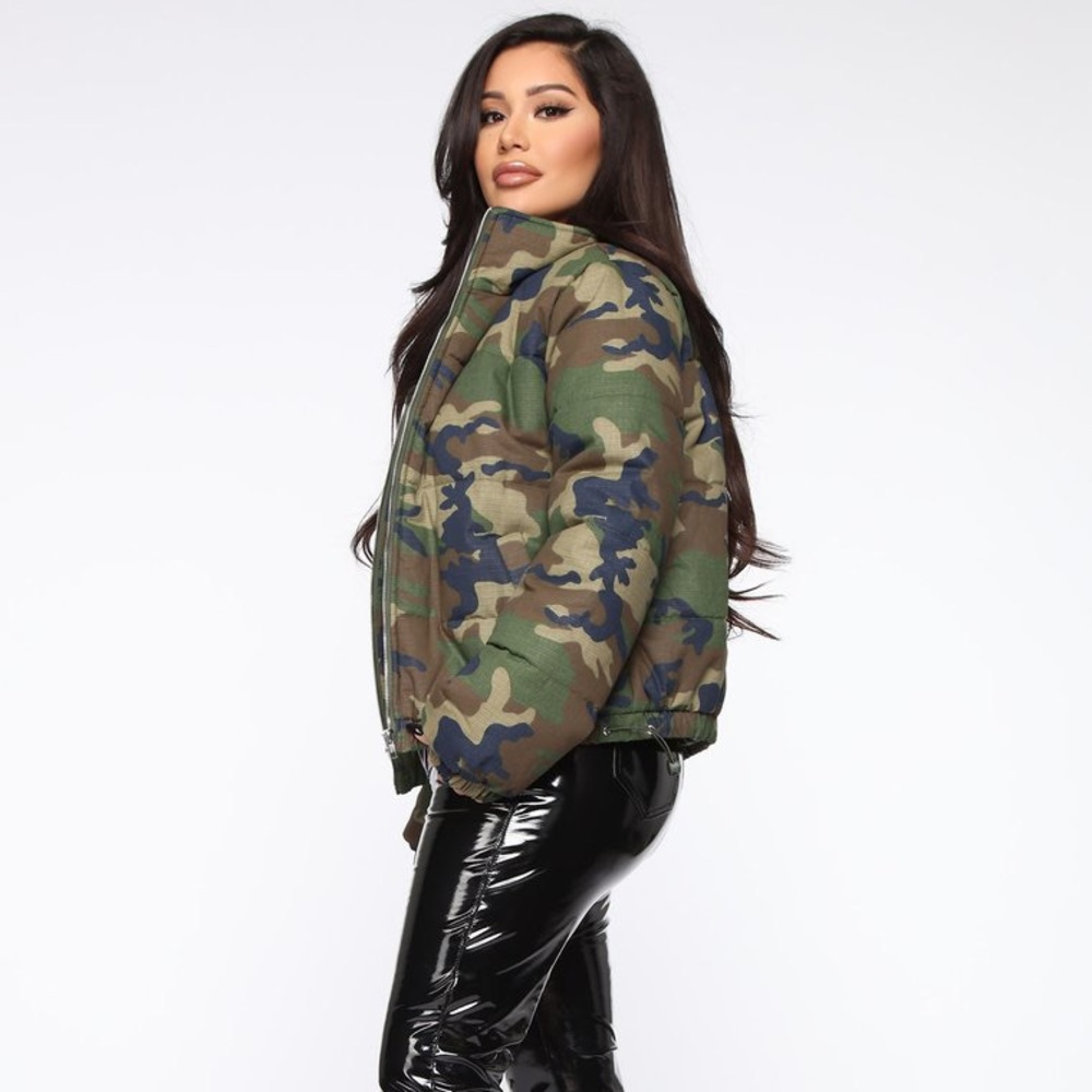 Making Bold Moves Camo Puffer - Camo SZ XL
